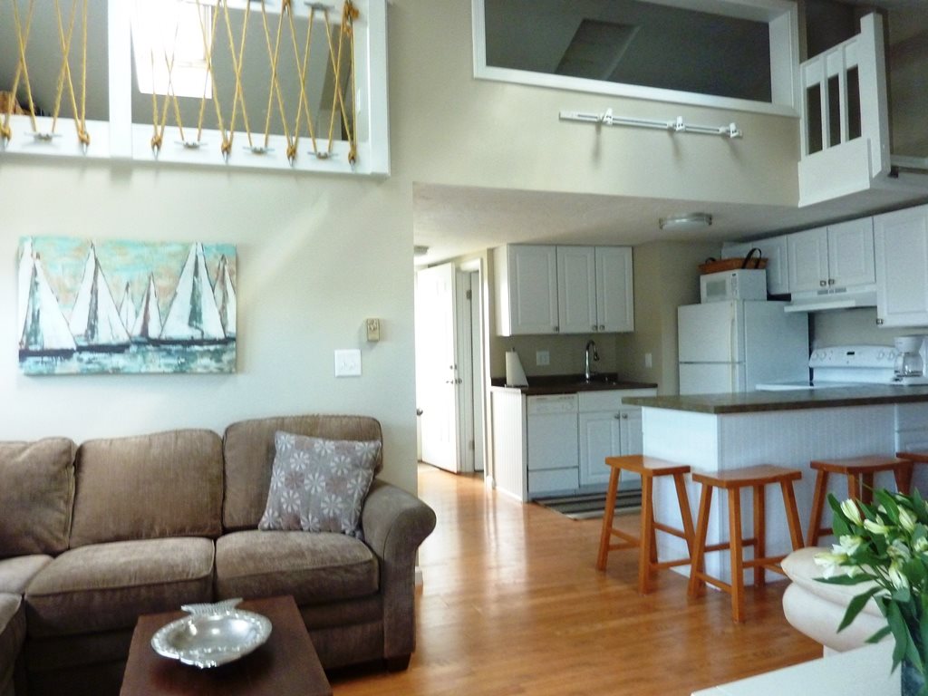 135 Weirs Road, Unit 31 Gilford, NH 03249 - Photo 8 of 33 Gallery Image 8