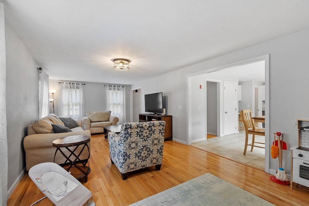 76 Justice Hill Road Sterling, MA 01564 - Photo 7 of 39 Gallery Image 7