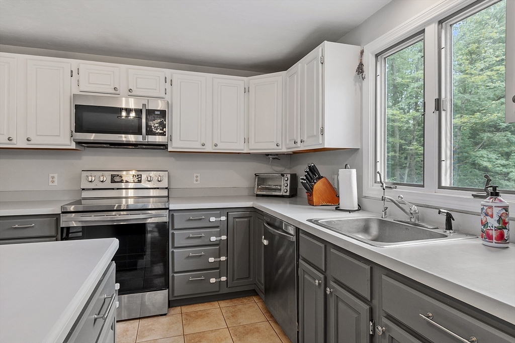 76 Justice Hill Road Sterling, MA 01564 - Photo 10 of 39 Gallery Image 10