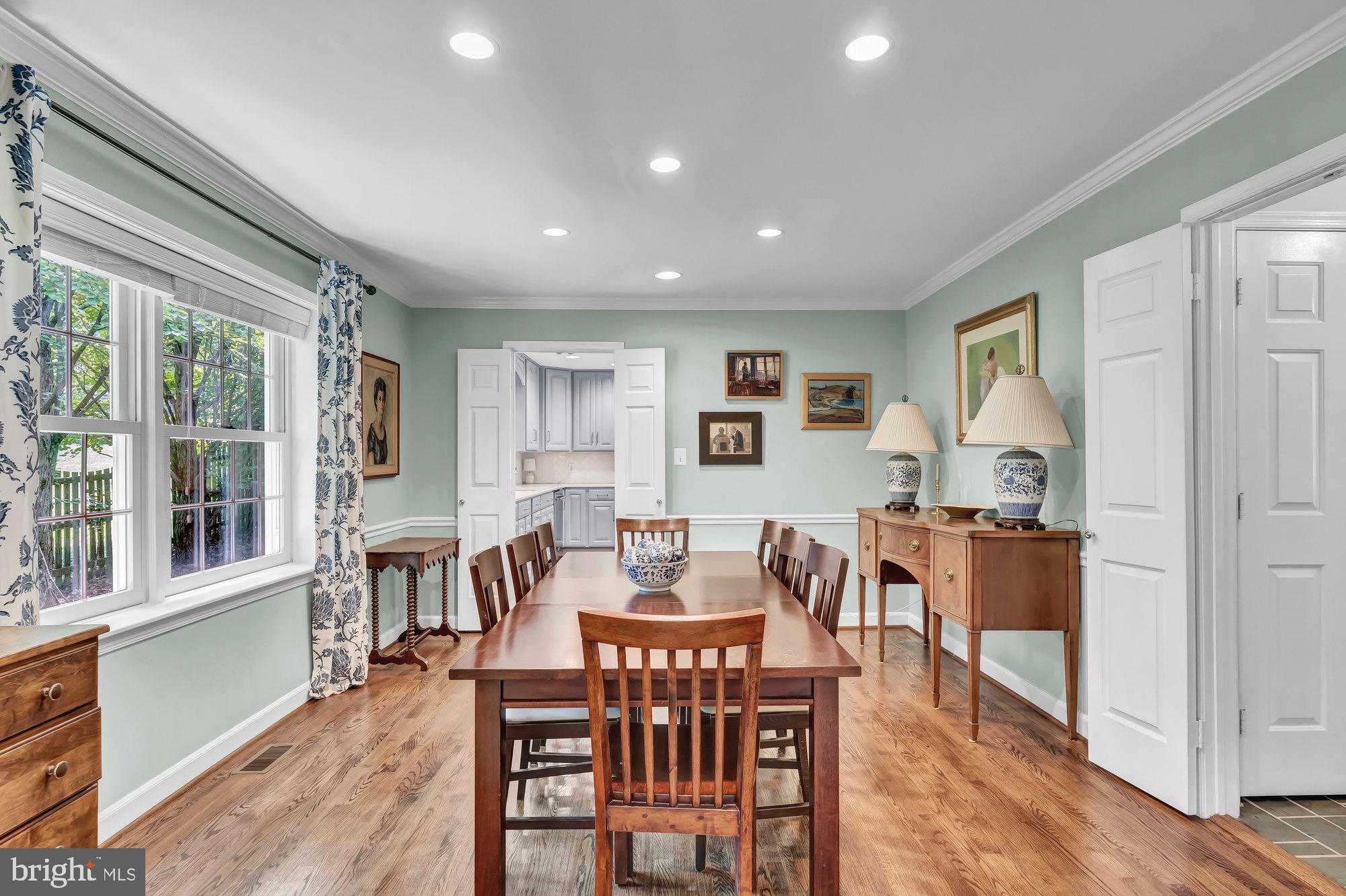 10301 Vale Road Vienna, VA 22181 - Photo 11 of 63 Gallery Image 11