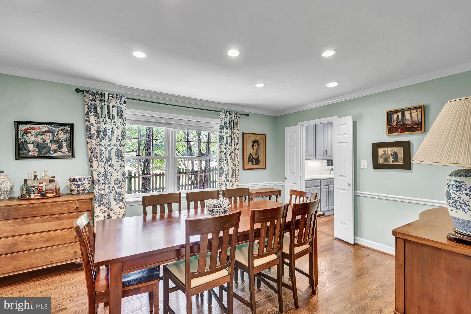 10301 Vale Road Vienna, VA 22181 - Photo 12 of 63 Gallery Image 12