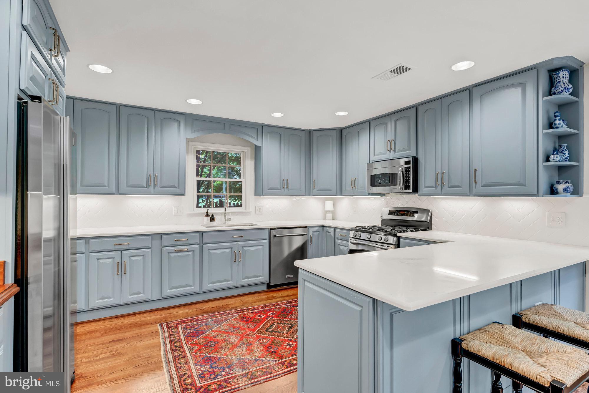 10301 Vale Road Vienna, VA 22181 - Photo 14 of 63 Gallery Image 14