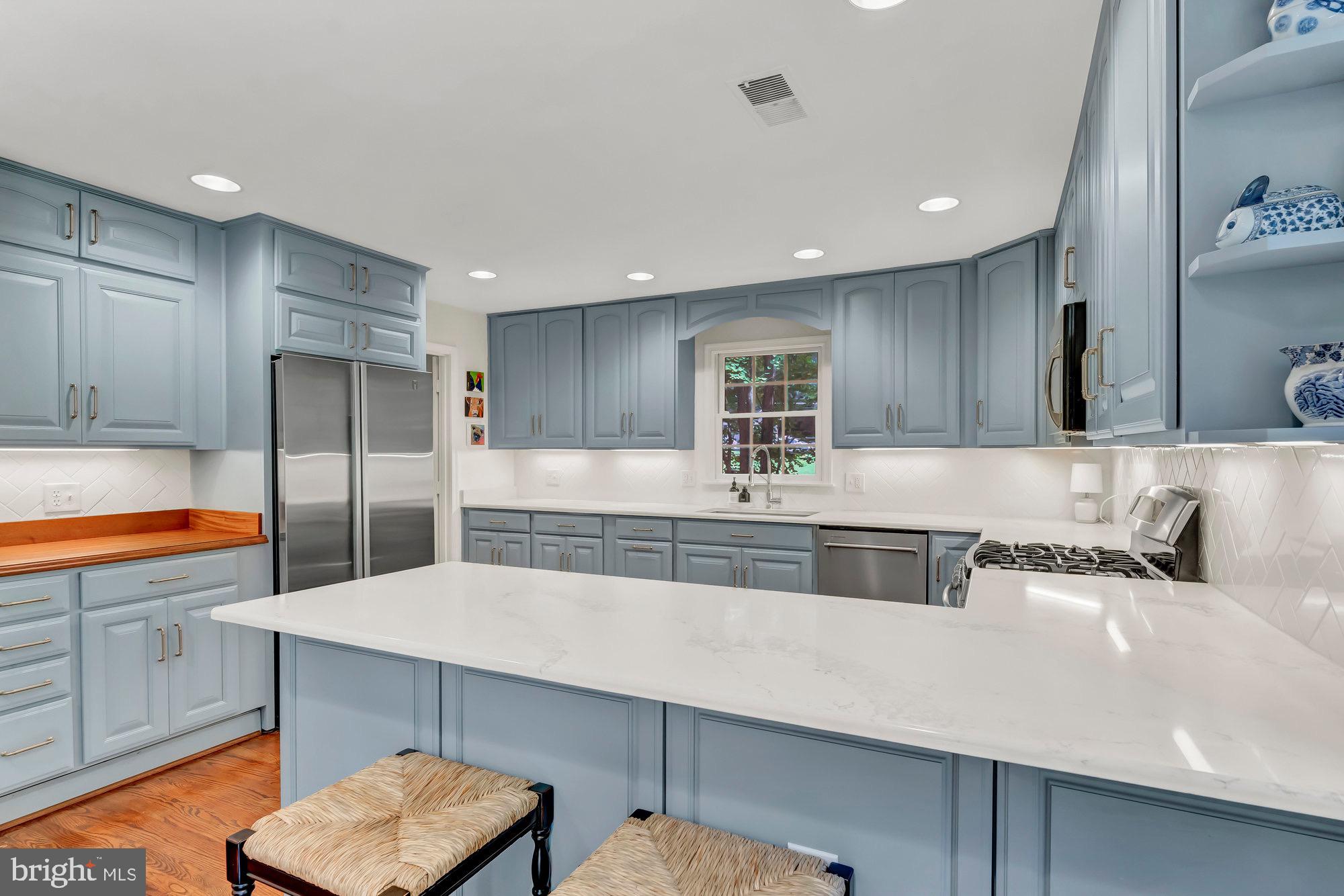 10301 Vale Road Vienna, VA 22181 - Photo 16 of 63 Gallery Image 16