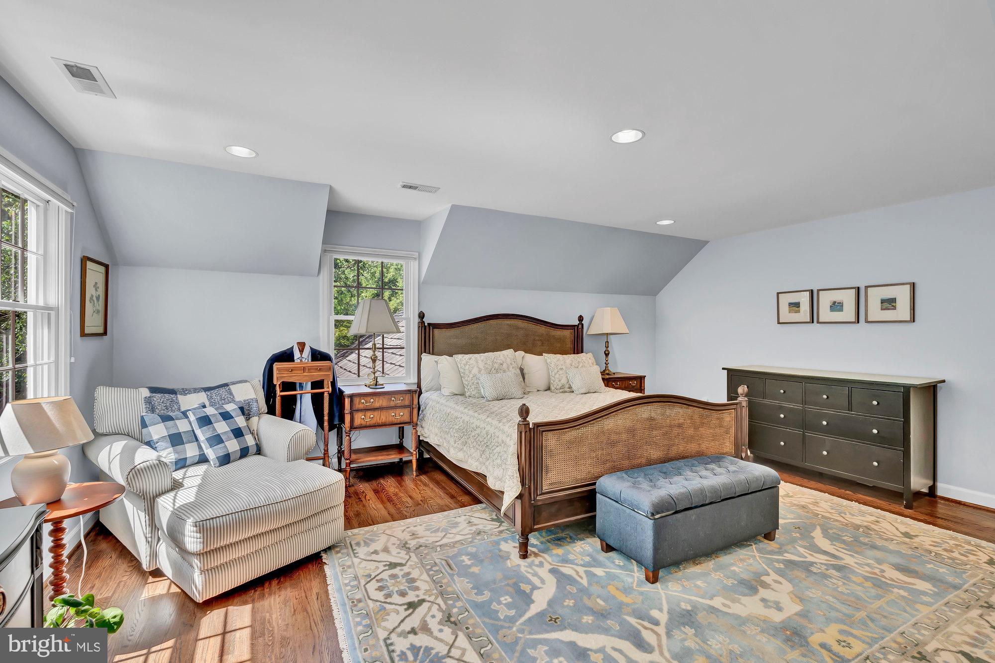 10301 Vale Road Vienna, VA 22181 - Photo 26 of 63 Gallery Image 26