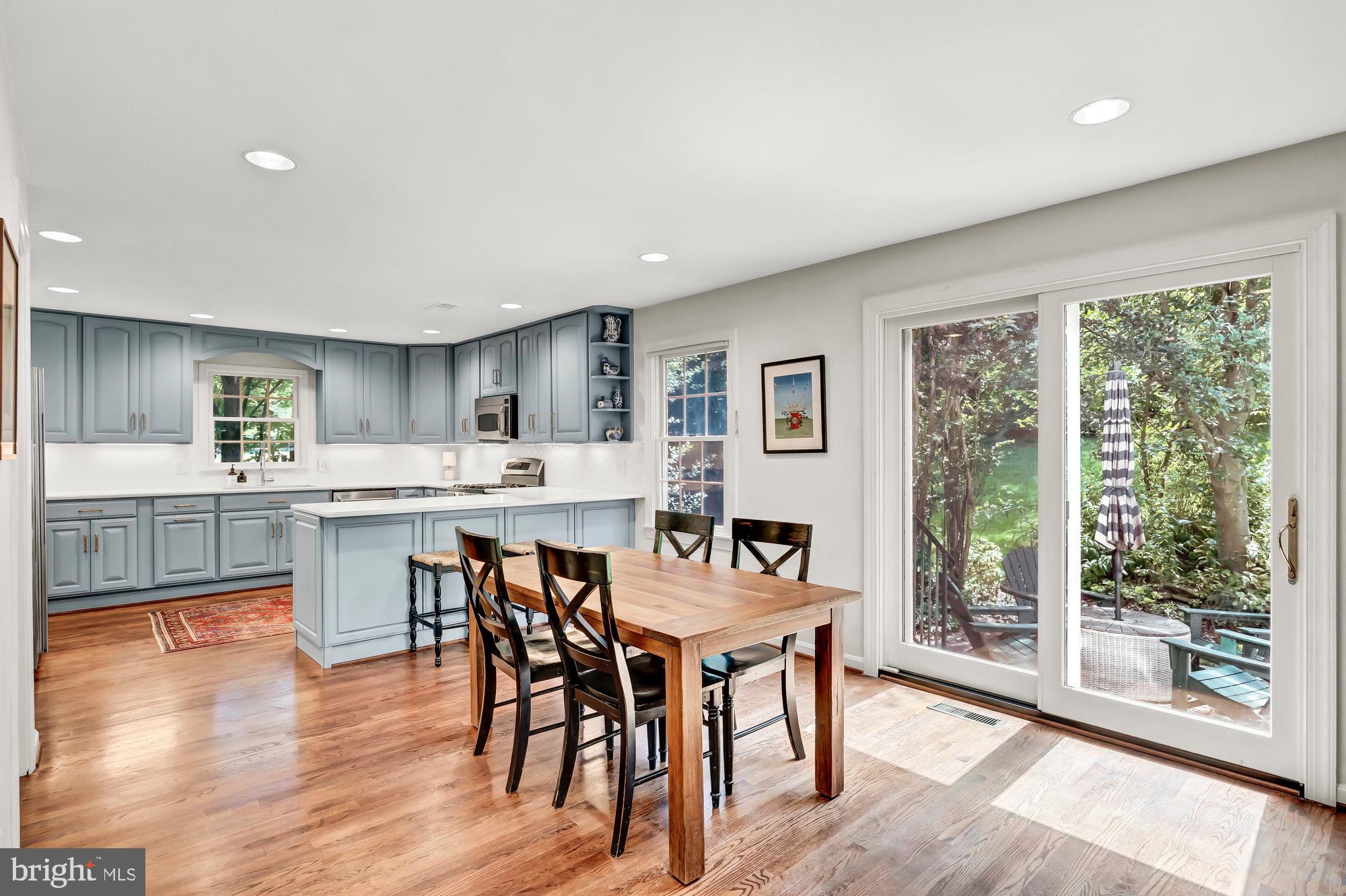 10301 Vale Road Vienna, VA 22181 - Photo 3 of 63 Gallery Image 3