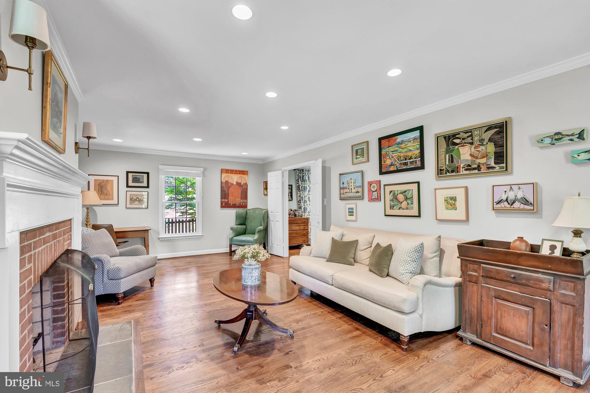 10301 Vale Road Vienna, VA 22181 - Photo 10 of 63 Gallery Image 10