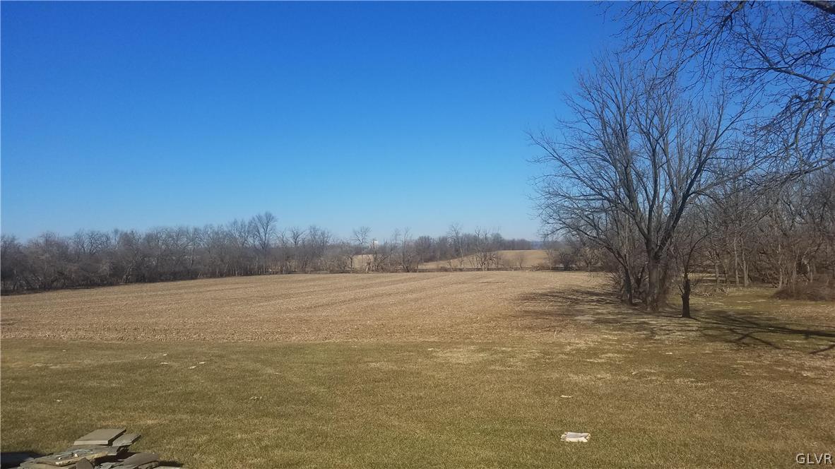 6905 Steuben Road Nazareth, PA 18064 - Photo 3 of 7 back parcel