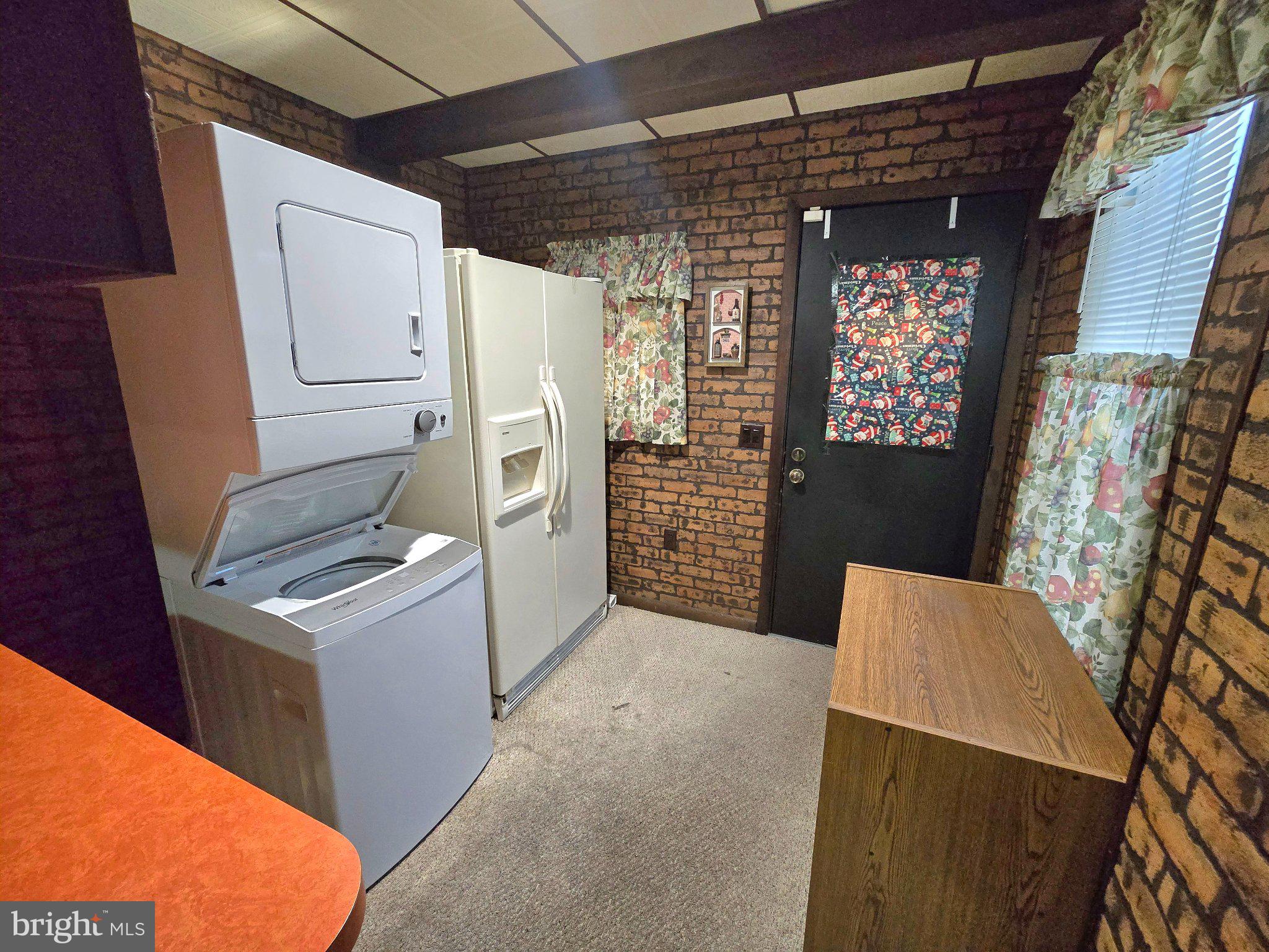 424 West Windsor Street Reading, PA 19601 - Photo 9 of 27 Charming vintage laundry nook.