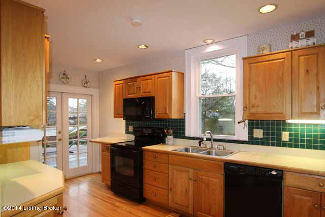 1874 Rutherford Avenue Louisville, KY 40205 - Photo 13 of 37 12 Kitchen