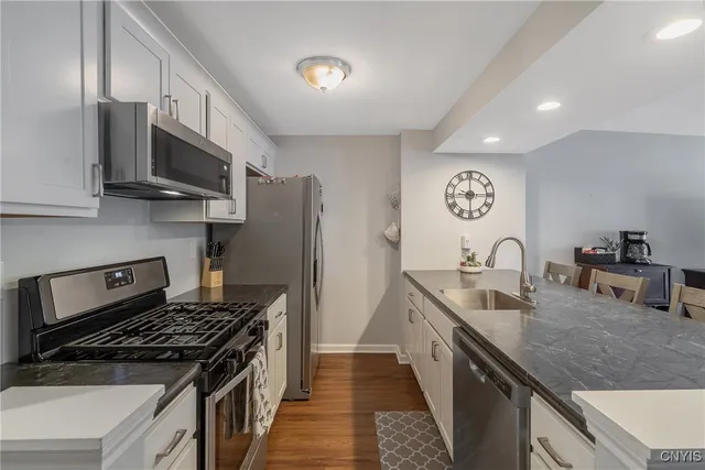 $225,000 | 148 Softwind Circle, Van Buren, NY 13027