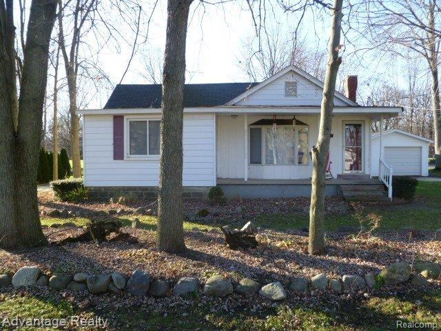 3320 Grant Road Rochester, MI 48309 - Photo 1 of 22 P1000355.JPG