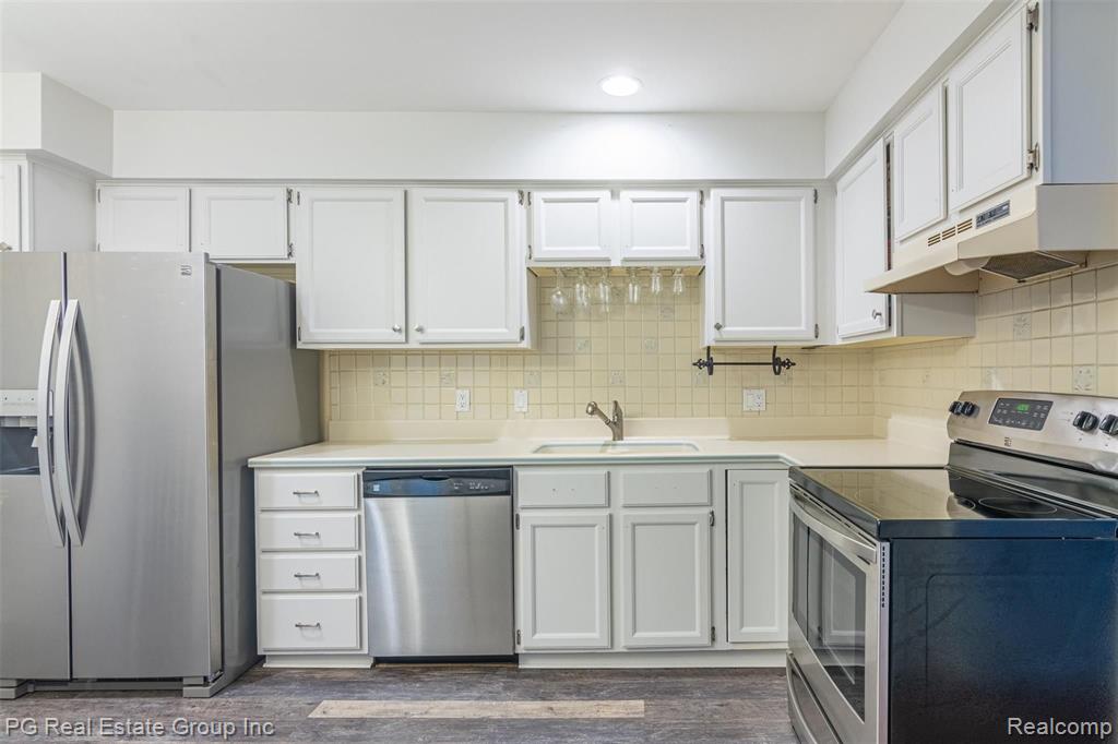 554 Tennyson Rochester Hills, MI 48307 - Photo 15 of 28