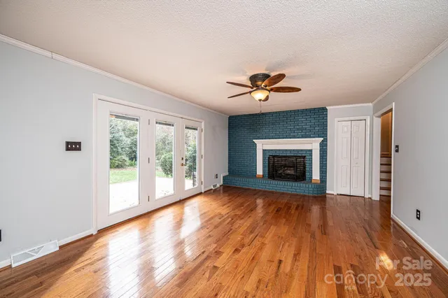 $519,900 | 710 4th Avenue Northeast, Conover, NC 28613