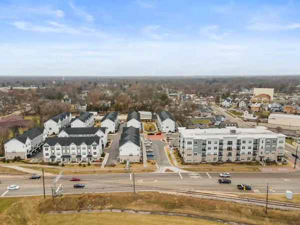 a black and white photo of a living room