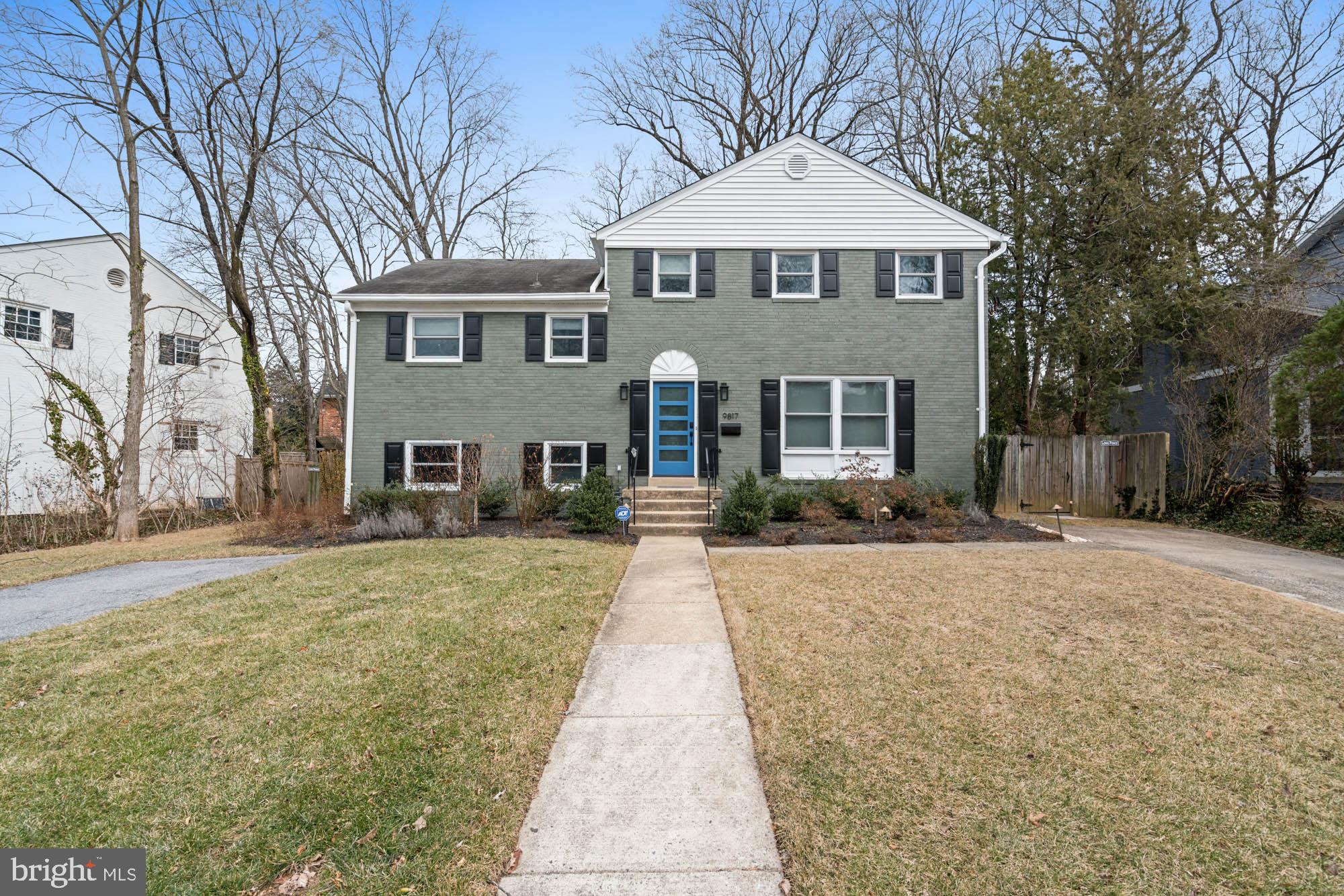 9817 Fernwood Road Bethesda, MD 20817 - Photo 1 of 25