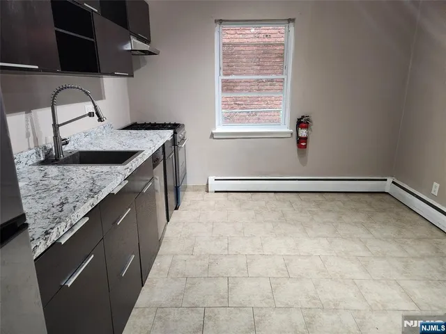 $1,995 | 68 West Main Street, Bogota, NJ 07603