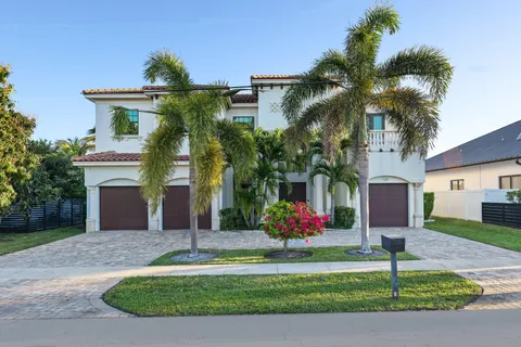$4,690,000 | 720 Northeast 69th Street, Boca Raton, FL 33487