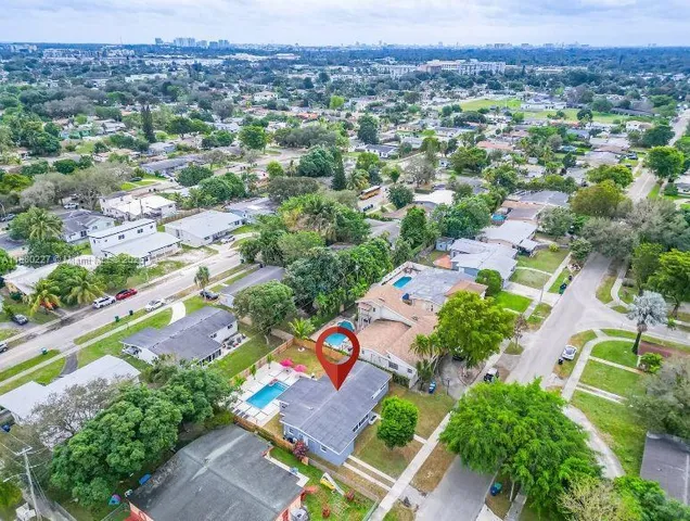 $1,149,000 | 17621 Northeast 7th Avenue, Miami, FL 33162