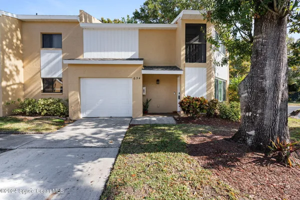 $214,000 | 654 Cedar Side Circle Northeast, Palm Bay, FL 32905