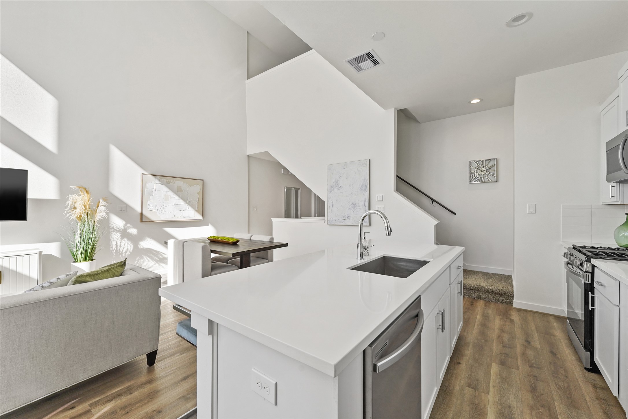 3514 Hamilton Heights Street Houston, TX 77063 - Photo 15 of 23