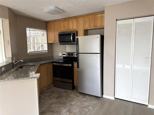 $1,200 | 1916 Lake Atriums Circle, Unit 32, Orlando, FL 32839