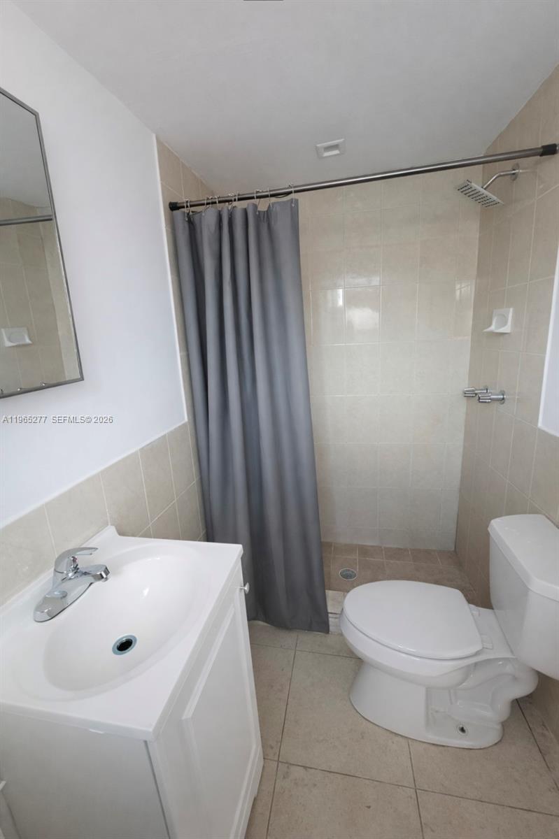 1220 Southwest 78th Avenue Miami, FL 33144 - Photo 9 of 16