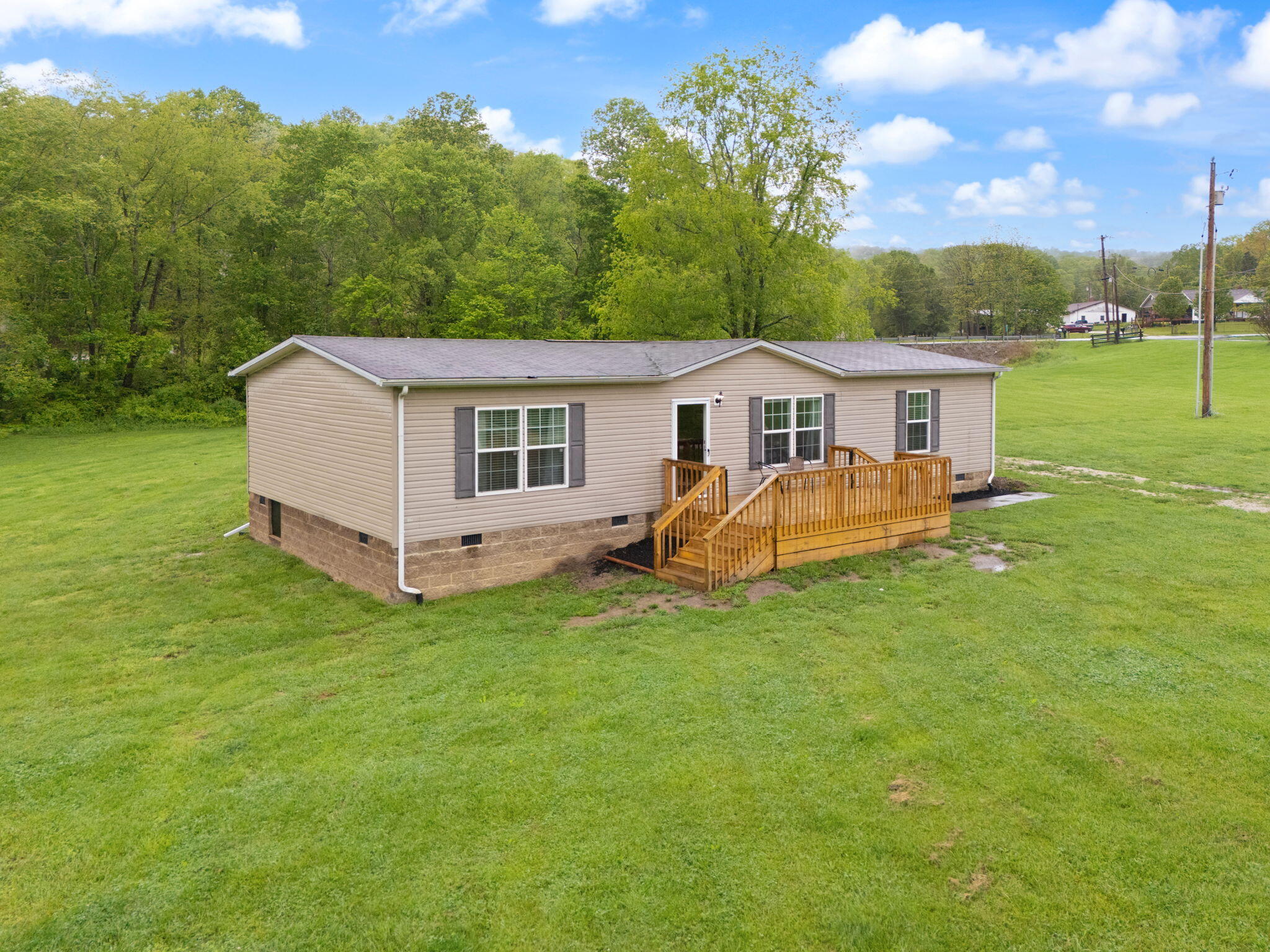 90 Teasley Road Clay City, KY 40312 - Photo 36 of 65 40-web-or-mls-DJI_20250503094904_0388_D