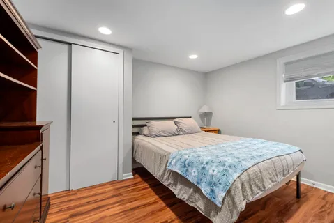 $375,000 | 3858 West 99th Street, Evergreen Park, IL 60805