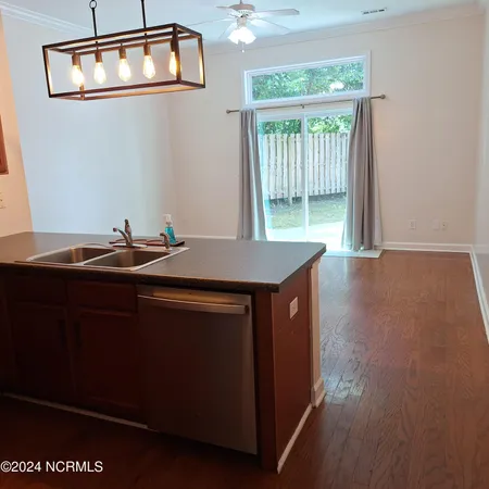 $2,300 | 1607 Shoreline Place, Wilmington, NC 28403