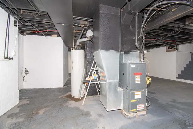 $204,900 | 814 South Main Street, Kendallville, IN 46755