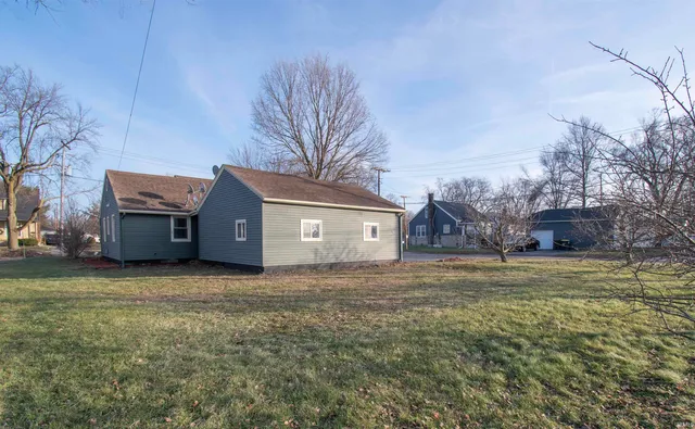 $204,900 | 814 South Main Street, Kendallville, IN 46755