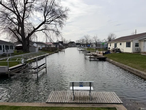 $190,000 | 106 EMS B6 Lane, Leesburg, IN 46538