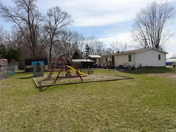 $190,000 | 106 EMS B6 Lane, Leesburg, IN 46538