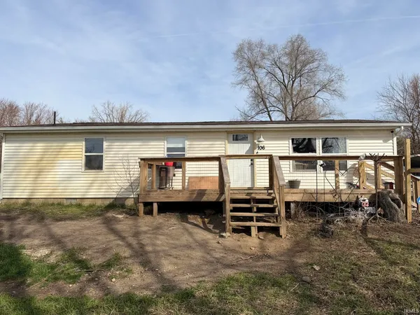$190,000 | 106 EMS B6 Lane, Leesburg, IN 46538