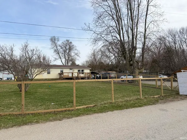 $190,000 | 106 EMS B6 Lane, Leesburg, IN 46538