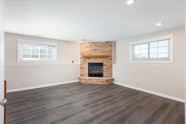 $549,999 | 2725 Springdale Circle, Naperville, IL 60564