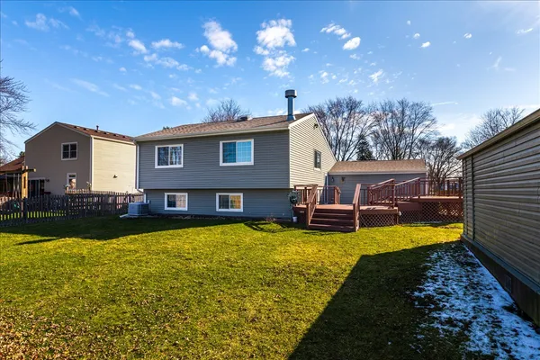 $549,999 | 2725 Springdale Circle, Naperville, IL 60564