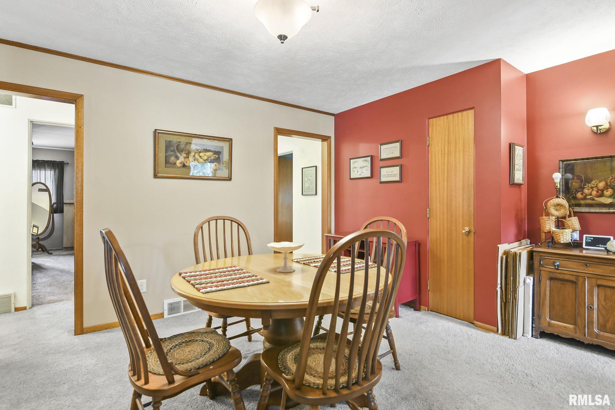 1828 Reed Avenue Springfield, IL 62704 - Photo 8 of 30 Gallery Image 8