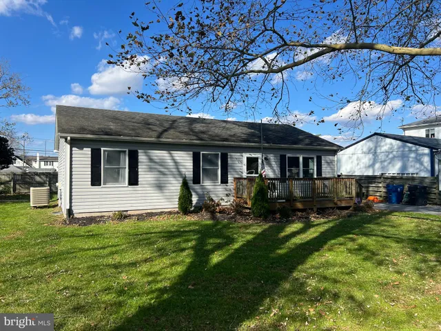 $320,000 | 3 West First Street, Selbyville, DE 19975