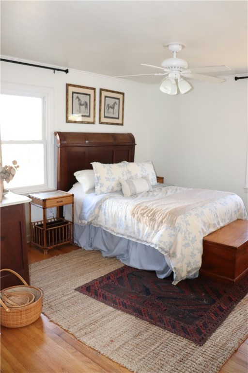 400 Concord Road Anderson, SC 29621 - Photo 24 of 30 Bedroom 3 w/ Hardwood Floors