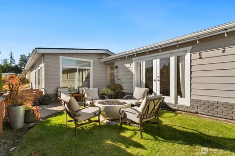 a building outdoor space with patio furniture