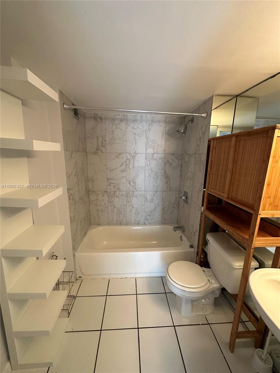 200 Southeast 15th Road, Unit 15H Miami, FL 33129 - Photo 14 of 37