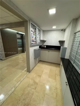 $2,900 | 200 Southeast 15th Road, Unit 15H, Miami, FL 33129