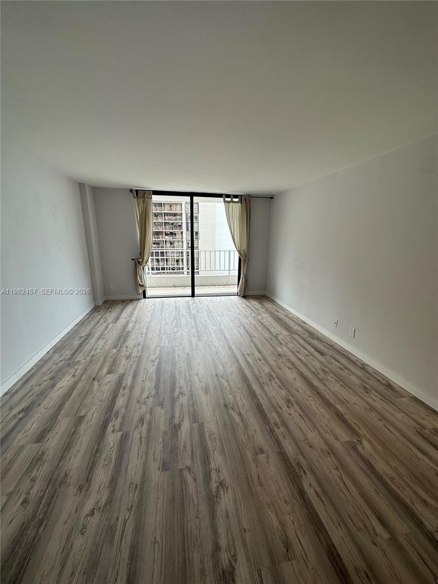 200 Southeast 15th Road, Unit 15H Miami, FL 33129 - Photo 8 of 37