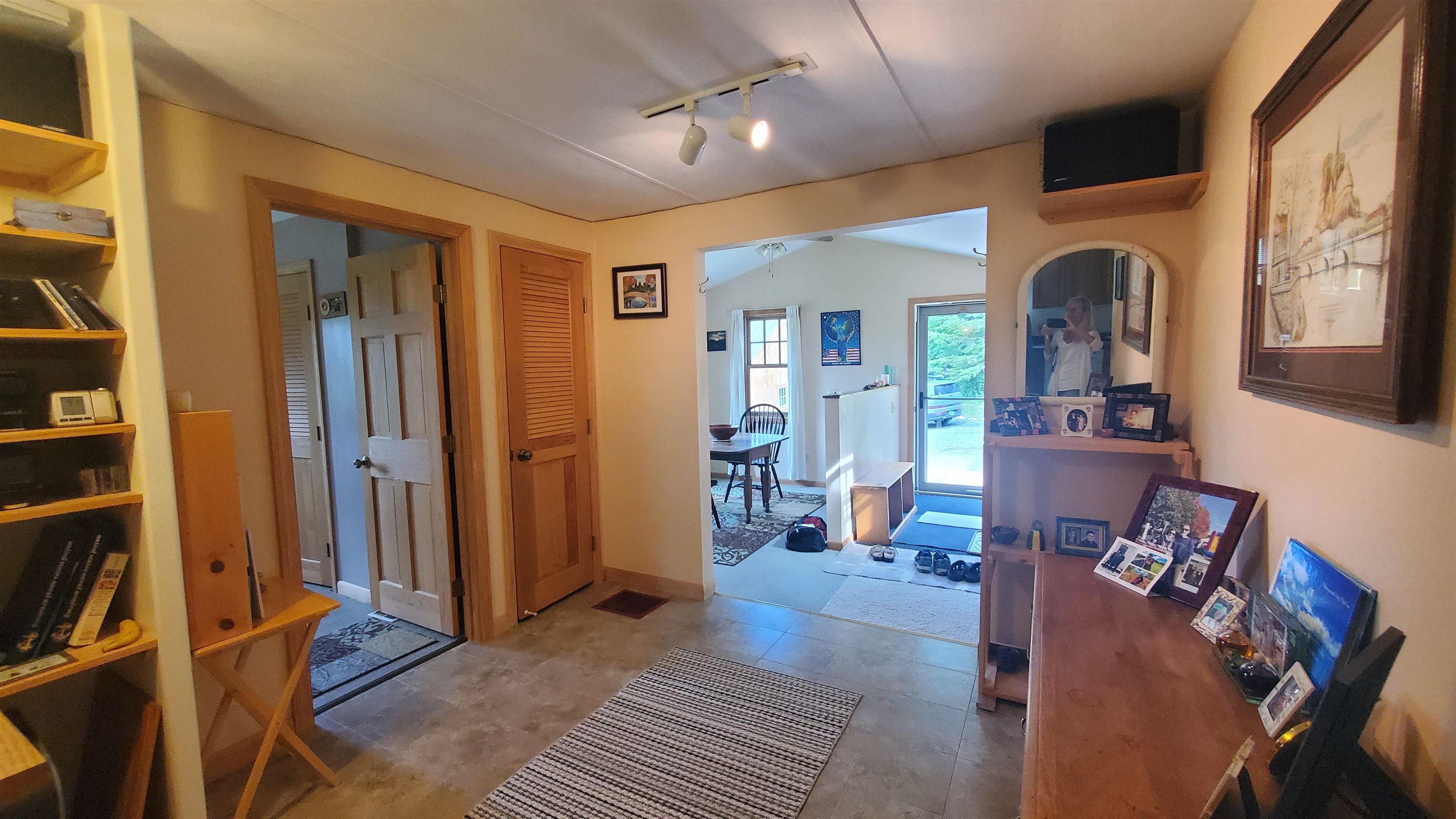 112 Chapel Hill Road Norwich, VT 05055 - Photo 7 of 32