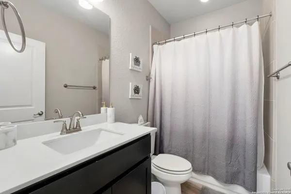 $5,500 | 18323 Powder Mill, San Antonio, TX 78257