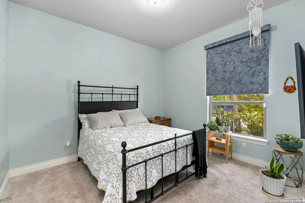 $5,500 | 18323 Powder Mill, San Antonio, TX 78257