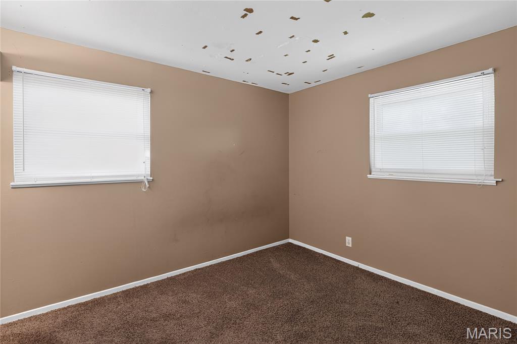 10829 Glen Garry Road St. Louis, MO 63137 - Photo 11 of 23