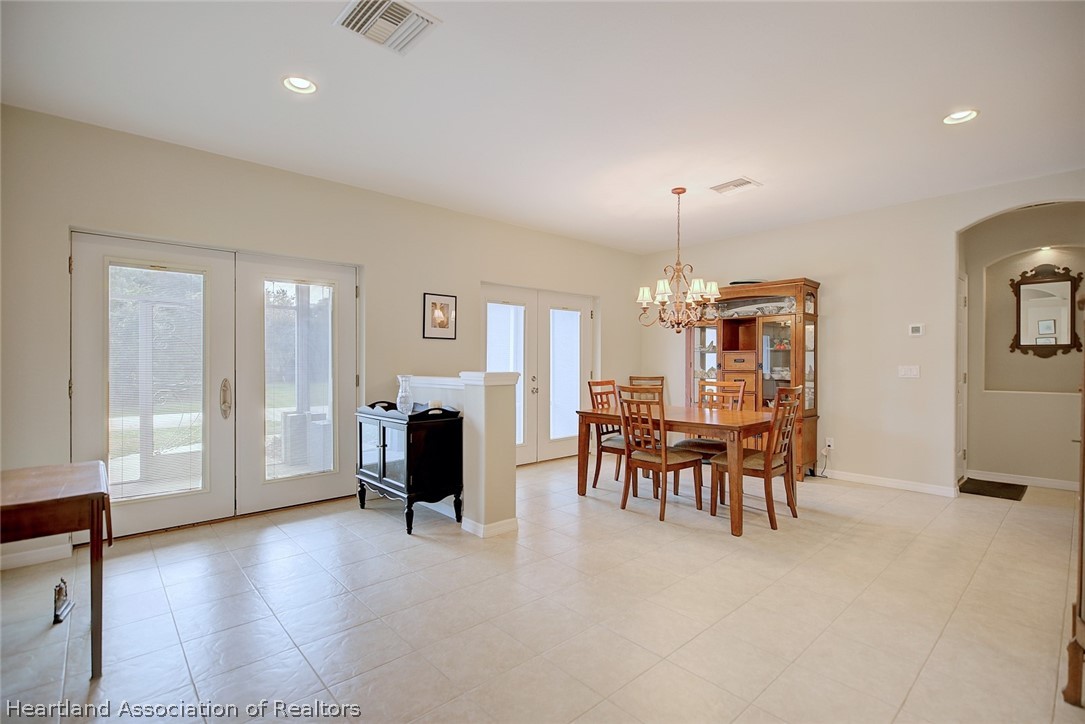 309 Cardinal Road Sebring, FL 33876 - Photo 8 of 50 Gallery Image 8