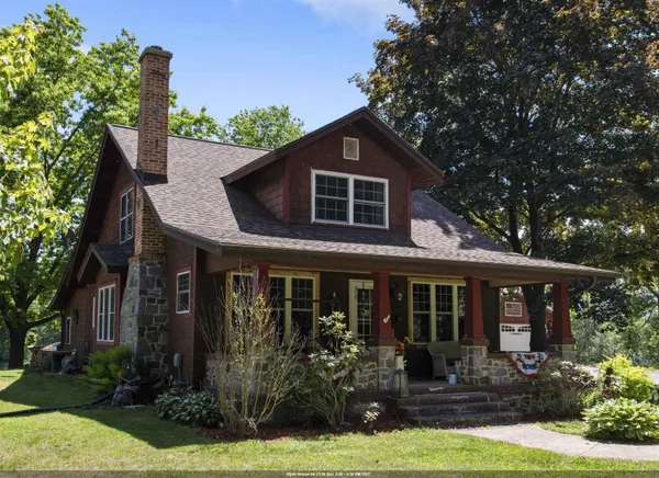 $424,900 | N7282 Shady Ln Drive, Porterfield, WI 54159